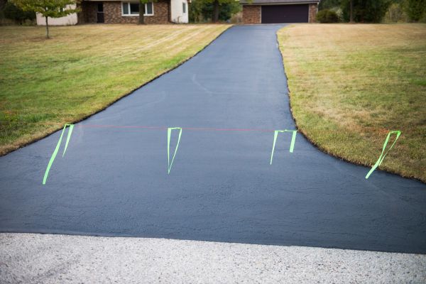 Cost of Asphalt Driveway Enlargement in San Mateo